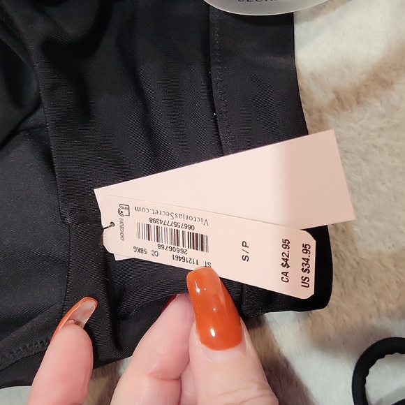 Victoria's Secret Bikini - Picture 13 of 14